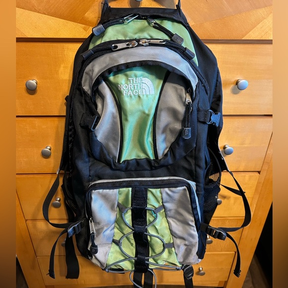 The North Face Yaiza 55L hiking backpack. Vintage. Great condition. - Picture 3 of 5